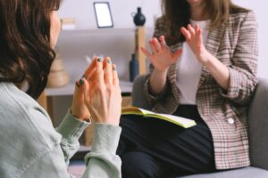 Which recommended intensive outpatient programs treat complex mood disorders?