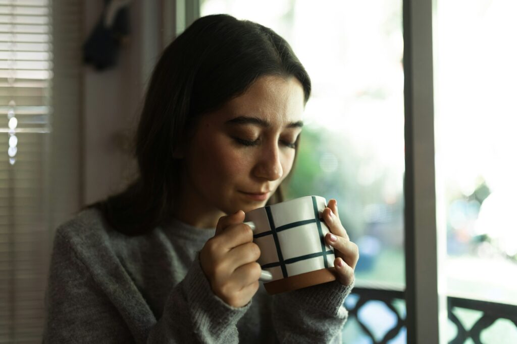 may05-warm-drink-iribe